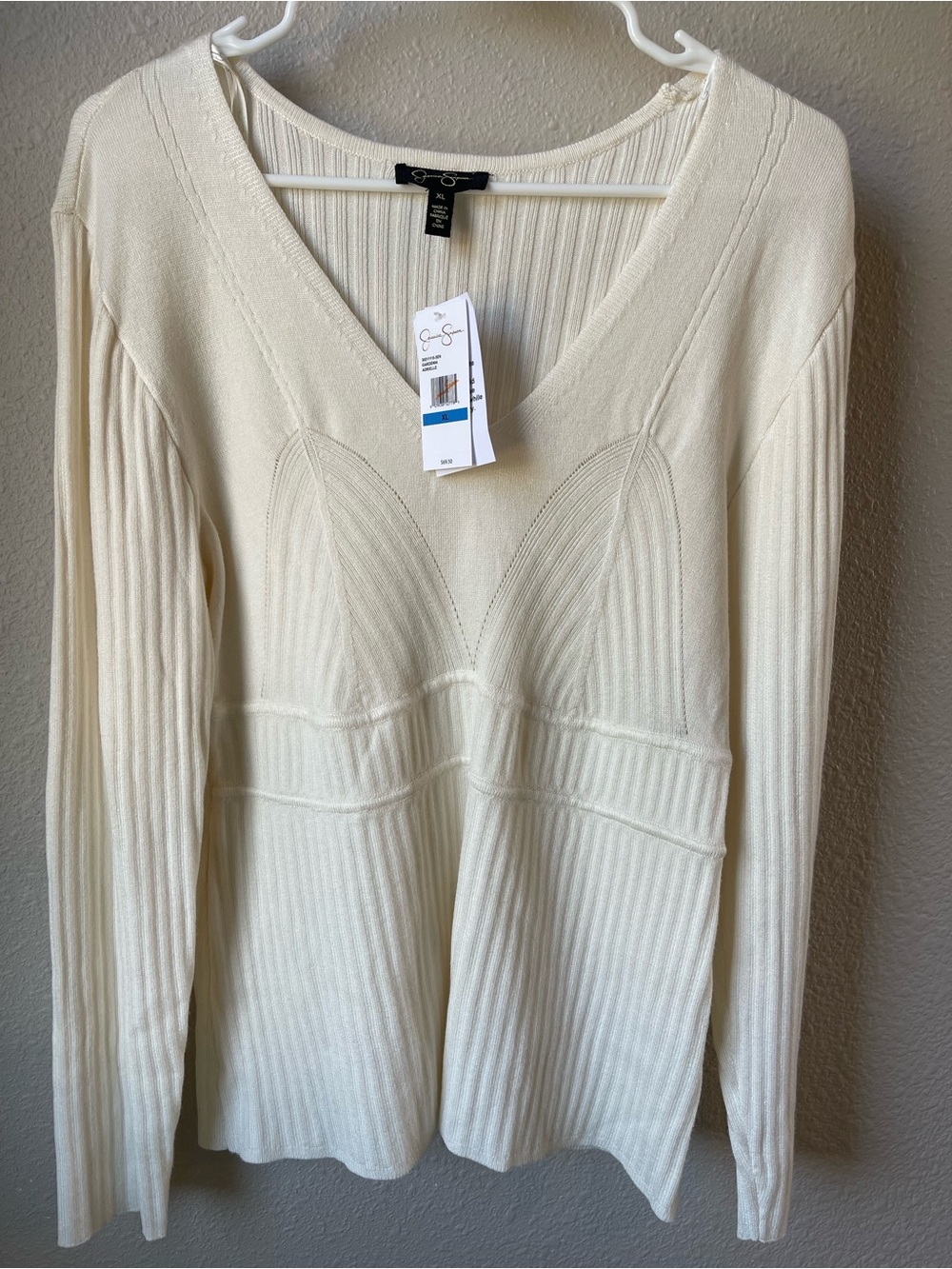 Jessica Simpson Cream Ribbed V-Neck Sweater
